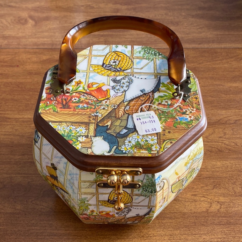 Lisa Ltd. Vintage Wooden Purse